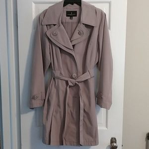 Classic London Fog trench coat 1x - Last Call